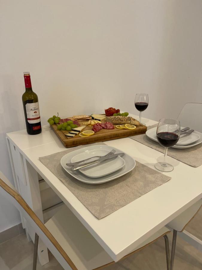 New Townhouse In The Heart Of Nerja With Jacuzzi Villa Exterior photo